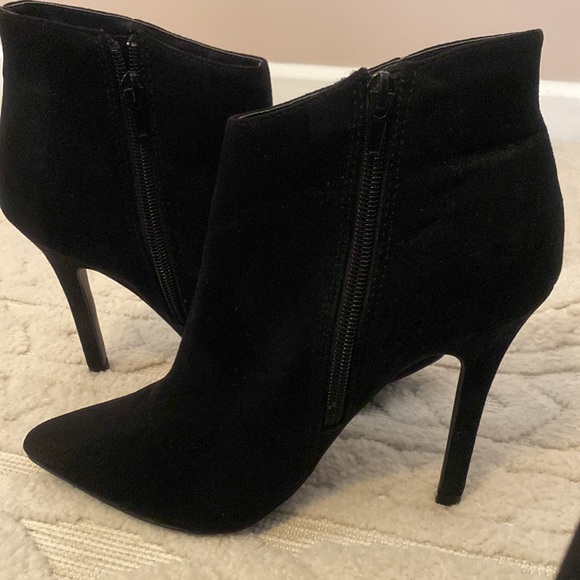 STILETTO BOOTIES worn once - Picture 2 of 3